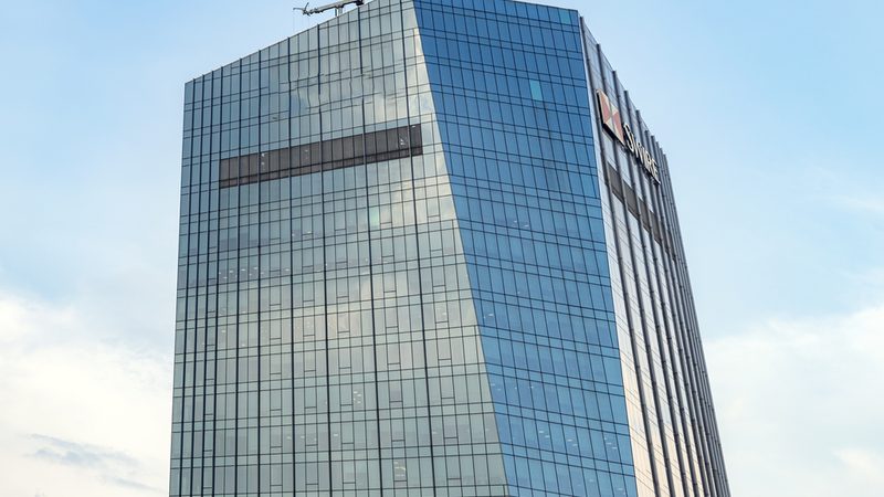 玻璃幕墙采购清单：关键指标与报价解析**