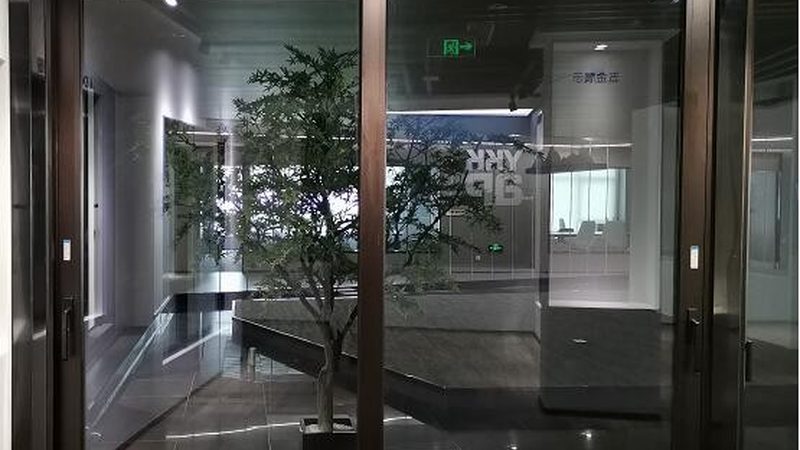 2025年幕墙玻璃价格表：揭秘影响价格的关键因素**